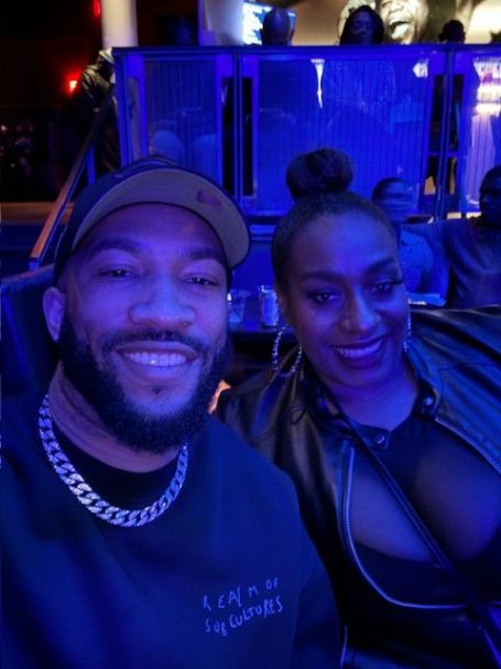 Concert Vibes with Dom Ellis Music